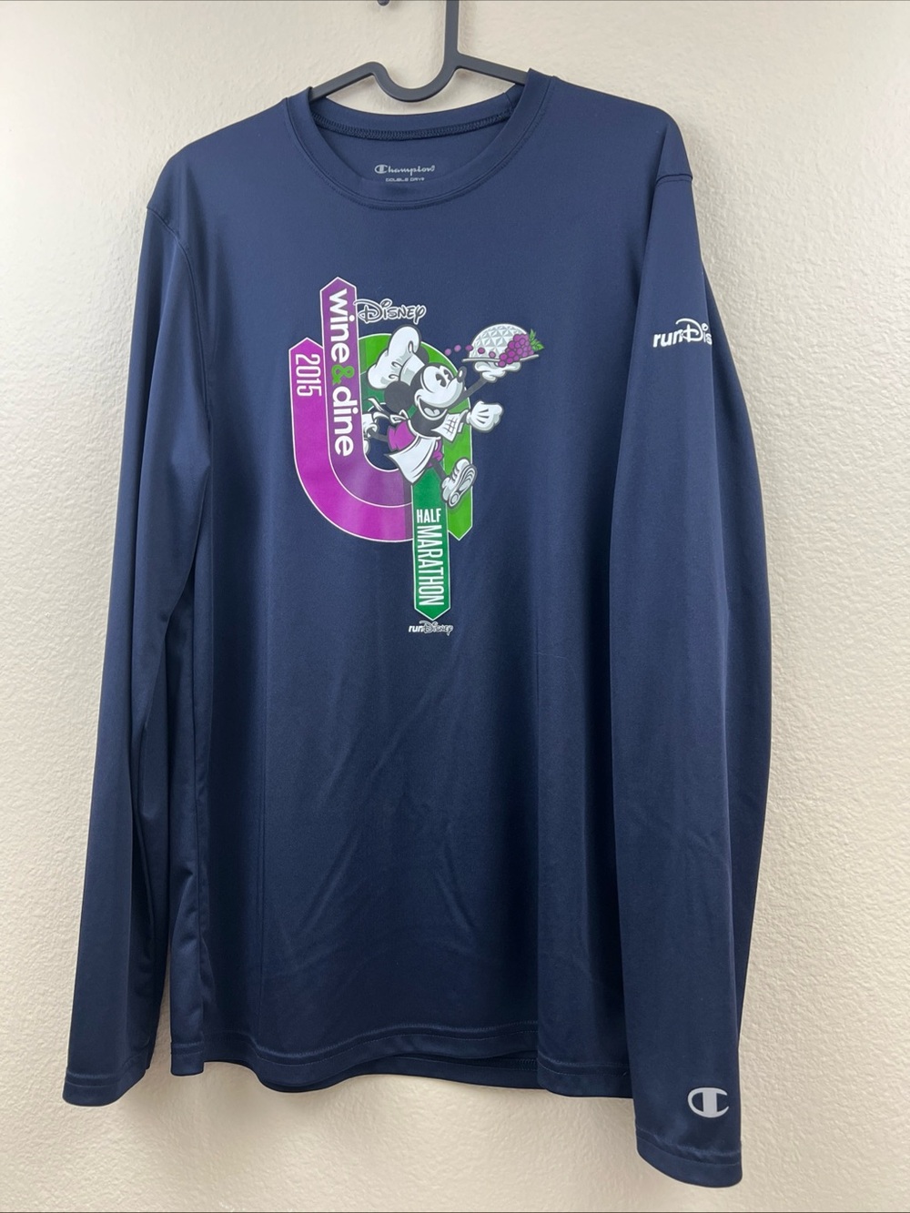 runDisney 2015 Chef Mickey Wine and Dine Half Marathon L/S Shirt Sm Navy